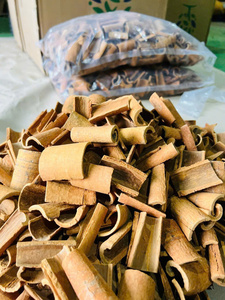 Canela en Barra de 2 cm, Calidad Superior, Precio Competitivo, Exportación, Nueva Cosecha, Sin OGM, Forma de Cubo, 10 kg - Product Image 3