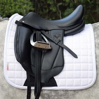 Juego de Silla de Montar Inglesa de Cuero Genuino Endurance con Armazón de Madera/Plástico Ligero, Incluye Cabezada para Montar en Todas las Estaciones