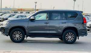 SUV d'occasion 2024, 4.5L V8 automatique, cuir, Euro IV, caméra arrière 360°, transmission automatique intelligente, en bon état, prêt à rouler - Product Image 5