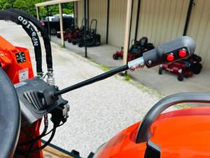 Tracteur agricole 4x4 à transmission par engrenages, 233 CV, haute productivité - Product Image 4