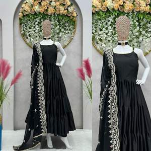 Traje DE BODA Anarkali de seda satinada de estilo indio tradicional para mujer, traje de boda largo hasta el suelo, diseñador Dupatta, respetuoso con el medio ambiente - Product Image 1