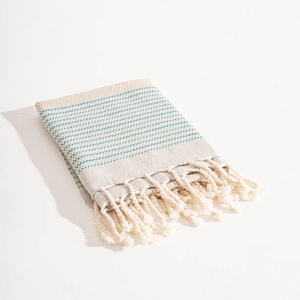Serviette turque pour cheveux Helen, 21x43 pouces, 5 couleurs - Product Image 1