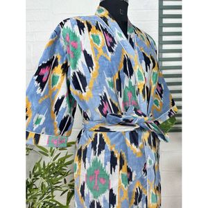 Robe unisexe en velours de luxe, élégante veste kimono réversible avec doublure en soie, cadeau automne-hiver, Malibu Bluish Ikat Vert - Product Image 6