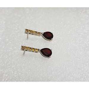 Pendientes de Moda con Topacio Blanco y Granate, Elegantes Anillos para la Oreja - Product Image 4