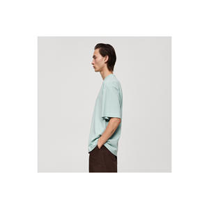 Camiseta Extra Grande de Algodón Premium para Hombre y Mujer, Suave y Cómoda para Uso Casual - Product Image 4