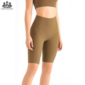 Conjunto Deportivo de Dos Piezas para Mujer |   Logotipo Frontal Sólido |   Ropa Deportiva Ecológica y Transpirable |   Shorts Deportivos para Mujer |   Venta al por Mayor OEM - Product Image 5