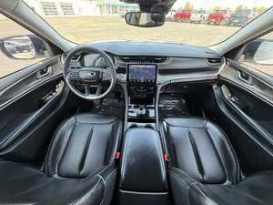 Grand Cherokee Limited 4WD 2024 Argent Scintillant d'occasion, jantes en alliage, sièges en cuir, turbo, automatique, navigation, démarrage à distance - Product Image 5