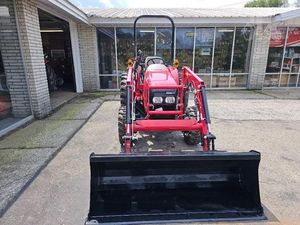 CASE IH FARMALL 25A Machine agricole compacte, équipement agricole durable - Product Image 4
