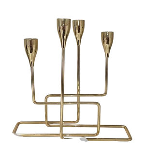 Candelabro de Metal de la Mejor Calidad, Hecho a Mano, Diseño Moderno, Personalizable, para Cumpleaños, Navidad, Pascua, Decoración del Hogar - Product Image 3