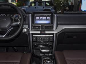 SUV spacieux à succès, 2.3T, essence, automatique, haute vitesse, 160 km/h, voitures essence SUV, voiture essence d'occasion - Product Image 2