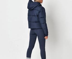 Chaqueta acolchada de mujer de alta calidad Nuevo diseño Precio de tarifa al por mayor Estilo de invierno High Street Etiqueta privada Ropa de moda al aire libre - Product Image 3