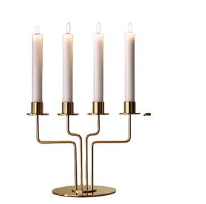 Venta al por mayor de fábrica, candelabro de hierro geométrico dorado clásico de 4 niveles, soporte de mesa de Metal hecho a mano, decoración diaria del hogar, Metal - Product Image 1