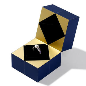 Jeulia Modern Changeable Rubik's Cube <b>Ring</b> <b>Box</b> - Product Image 2