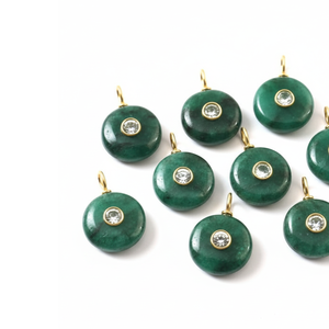 Dijes de Plata de Ley 925 con Incrustaciones de Esmeralda Natural, Forma Redonda, Precio de Fabricante al por Mayor - Product Image 6