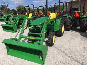 John Deere 3038E para Tractor Utilitario Compacto de 25 HP con Transmisión por Engranajes y Caja de Cambios - Product Image 2
