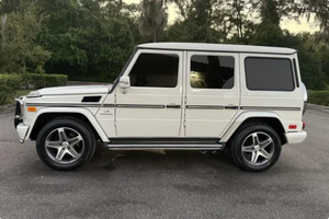 Vehículo Usado a Precio Accesible - Volante a la Izquierda |   Volante a la derecha |   MERCEDES-BENZ G55 AMG 2010 - Product Image 2
