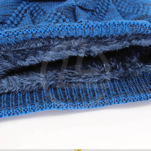 Gorro de punto personalizado con puño doblado y logotipo de la empresa bordado Gorro de invierno con forro polar - Product Image 6