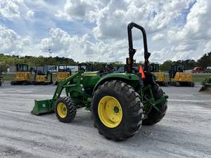 2021 johnn Deere 4044M | John deeree 4044M 4WD รถแทรกเตอร์ที่มีการโหลดด้านหน้า/2019 johndeere 4044M - Product Image 3