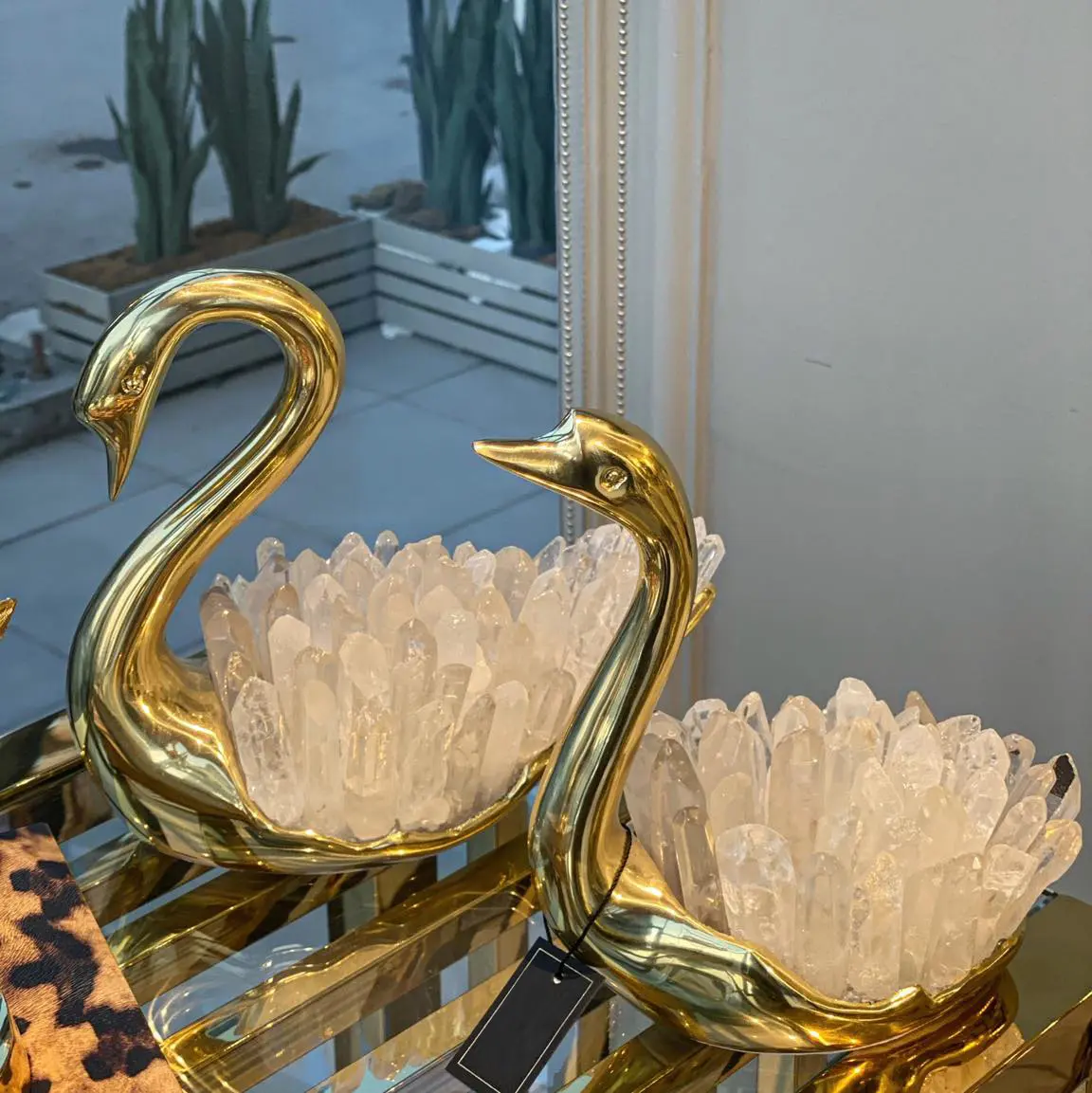 Meist Erstaunliche Aluminium-Enten-Skulptur hochwertige glänzende goldene Oberfläche Metallskulptur mit 2-teiligem Satz zu verkaufen