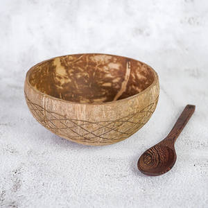 Ensemble de bols de noix de coco gravés à bas prix bol en coquille de coco avec cuillère et support de corde circulaire dans des boîtes kraft - Product Image 4
