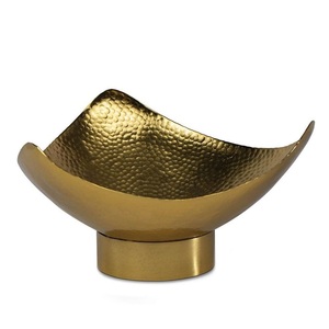 Tazón Decorativo de Acero Inoxidable Martillado con Recubrimiento PVD Dorado Brillante, Tazón de Servir de Lujo para Mesa de Comedor, Decoración del Hogar - Product Image 3