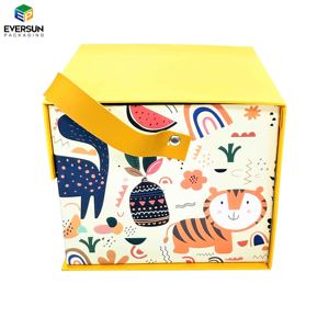 Caja <span class=keywords><strong>de</strong></span> embalaje <span class=keywords><strong>de</strong></span> regalo con diseño <span class=keywords><strong>de</strong></span> animales con cierre magnético personalizado <span class=keywords><strong>de</strong></span> alta gama con mango <span class=keywords><strong>de</strong></span> cartón rígido para regalos <span class=keywords><strong>de</strong></span> recién nacidos para Baby Shower - Product Image 5