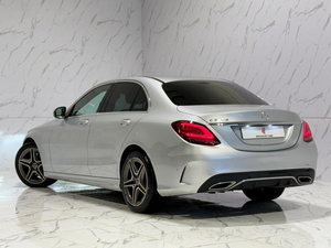 รถยนต์เมอร์เซเดส-เบนซ์ ซี คลาส 2.0 AMG ไลน์ มือสอง พวงมาลัยซ้าย/ขวา - Product Image 2