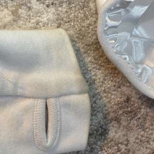 เสื้อฮู้ดดี้ผู้ชายสไตล์วินเทจ ลุคซันเฟด แต่งรอยแตก ลุคเก่า สำหรับผู้ชาย เสื้อฮู้ดดี้สไตล์เรโทร ทันสมัย ผ้าเฟรนช์เทอร์รี่หนานุ่ม ลุคฟอกสี ลุคดิสเทรส - Product Image 5