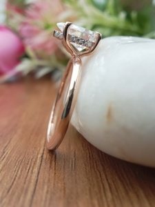 Women's Luxury 10K & 18K Gold Pear Cut Diamond Wedding Ring for Anniversary & Party Classic & Hip Hop Style - Product Image 5