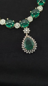 สร้อยคอทองคำแท้สีเขียวมรกตกับ labgrown CVD 14K เครื่องประดับสร้อยคออัญมณีสีทอง - Product Image 2