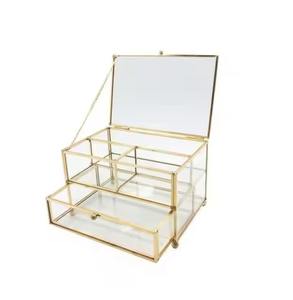 Reloj de metal y cristal hecho a mano, caja de anillo, caja de almacenamiento de joyería de forma y tamaño personalizados para la venta - Product Image 4