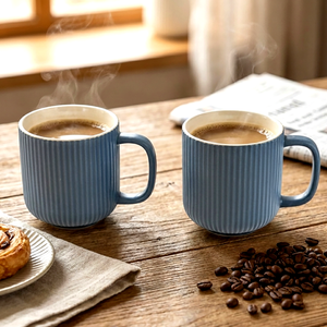 Ensemble de 2 tasses à café en céramique bleues côtelées, style américain, en New Bone China (0% de cendres osseuses), 14 oz, compatibles lave-vaisselle et micro-ondes, à rayures - Product Image 4