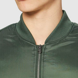 Blouson aviateur léger de qualité supérieure pour homme de couleur personnalisée avec logo avant à fermeture éclair complète-pour l'hiver - Product Image 4