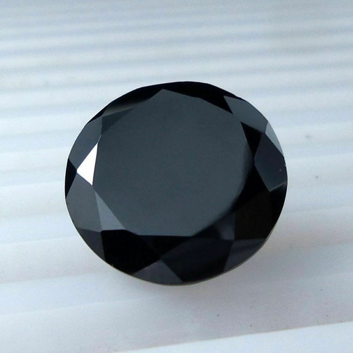 Kualitas Terbaik eksklusif 100% safir hitam alami 6mm bulat banyak dari 3 batu permata longgar untuk membuat perhiasan trendi harga rendah