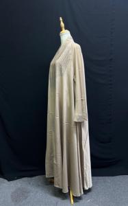 Abaya de Diseño Vintage de Lujo para Mujer, Bordado Hecho a Mano, Material Nida Premium, Moda Elegante y Modesta, Diseñadores de Moda Meera V - Product Image 3