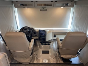 รถบ้านมือสอง ปี 2023 รุ่น Th-or A-c-e 30C สำหรับเดินทางและตั้งแคมป์ - Product Image 4