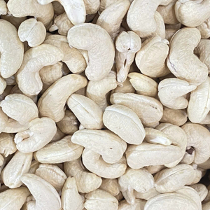 Vente flash 2023 Noix de cajou brutes WW180, WW240, WW320, Noix de cajou LP Noix de cajou grillées Prêtes à être expédiées - Product Image 1