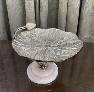 Plato de hoja de loto Chapado en plata con capullo de resina para boda, hogar, oficina, templo, decoración, Diwali, fiesta, regalo de bienvenida, artesanía de Metal - Product Image 1