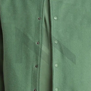 Veste universitaire à col montant pour hommes légers de qualité supérieure en toile de coupe régulière durable avec patchs et logos personnalisés respirant hiver - Product Image 4