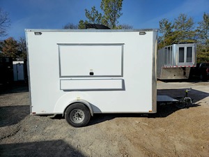 รถพ่วงอาหารสีขาวขนาด7นิ้ว x 12นิ้วสำหรับจัดเลี้ยงสำหรับโรงงานอาหารขนมขบเคี้ยวและโรงบ่มไวน์พร้อมฟังก์ชันรถบรรทุกไอศกรีม - Product Image 3