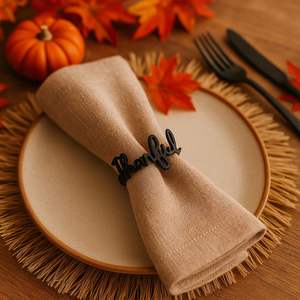 Anneau de serviette en métal clouté bijou élégant pour événements glamour mariages de luxe ou occasions de dîner de fête sophistiquées - Product Image 5