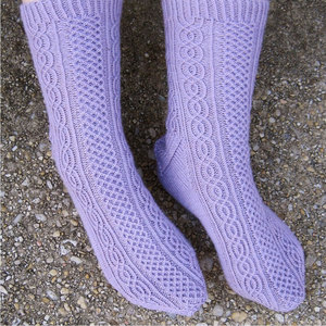 Fabricant de chaussettes en polyester tricotées en gros avec logo personnalisé OEM Chaussettes universelles pour hommes Chaussettes tricotées à manches - Product Image 5