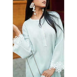 Conjunto coordinado de chifón verde ondulado y arrugado estilo bohemio para mujer de Cameo para primavera/verano - Product Image 4