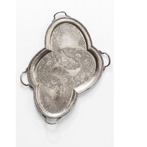 Plateaux de service décoratifs faits à la main en laiton doré et aluminium, finis pour l'hôtellerie, la maison et la décoration de table - Product Image 4