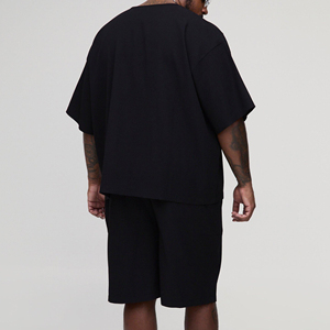 Recién llegado 2025 camiseta de gran tamaño y conjunto corto para hombres Traje de jogging de 2 piezas chándal de hip hop de color sólido para hombres - Product Image 5