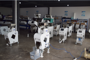 เครื่องคัดแยกสีวอลนัท <span class=keywords><strong>CCD</strong></span> RGB เฮเซลนัทอัลมอนต์ - Product Image 5