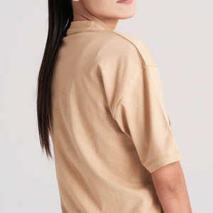 T-shirt décontracté pour femme, coupe régulière, col rond, manches courtes, 100 % coton, avec broderie, collection été 2025 – Vente en gros - Product Image 5