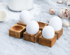 Juego de Anillos para Huevos y Panqueques de Madera de Olivo Ecológica de Primera Calidad para 6 Huevos con Función para Remover Huevos, Solo Lavar a Mano - Product Image 5