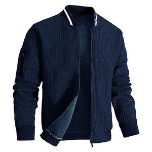 Blouson aviateur bleu d'hiver léger pour hommes, décontracté en gros, avec poches latérales confortables réglables, poignets élastiques à fermeture éclair sur le devant - Product Image 2