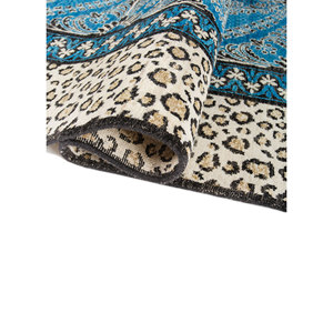 Malmaison by Peter D'Ascoli Decoración para el Hogar de Lana con Patrón de Medallón - Product Image 2